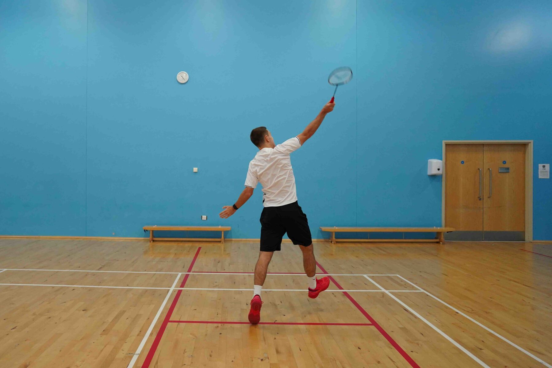 The 5 Types Of Smashes In Badminton (+ How To Do Them) – Badminton Insight